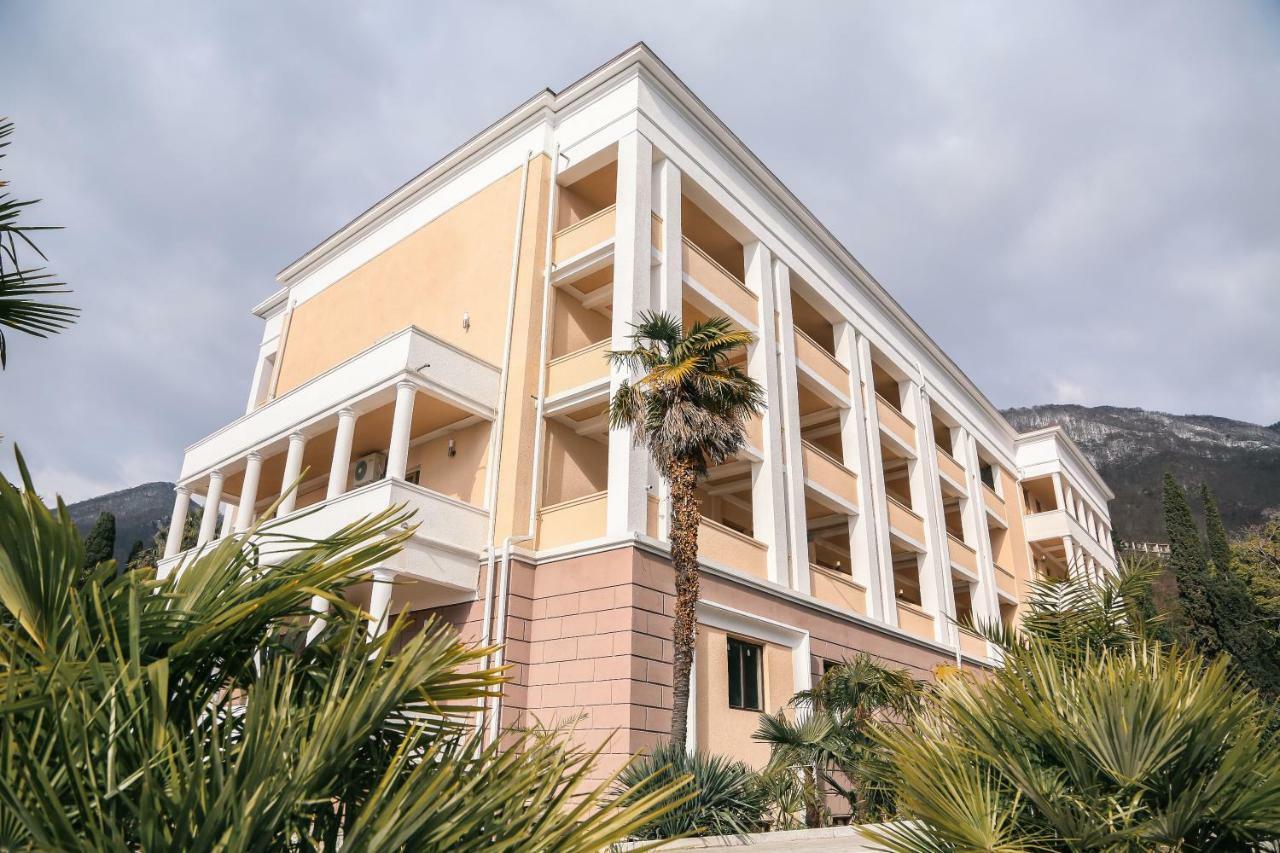 Old Gagra Hotel Exteriér fotografie